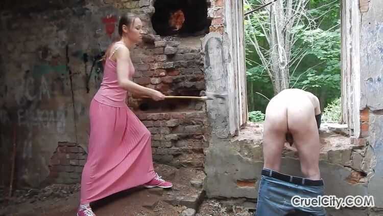 Corporal Punishment – Cruel City – Whipping Slave`s Naked Ass While He Keeps Count