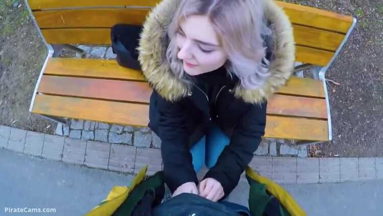 ManyVids Webcams Video presents Girl Eva Elfie – Cute Teen Swallows Cum for Cash – Public Blowjob in the Park (MP4, HD, 1280×720)