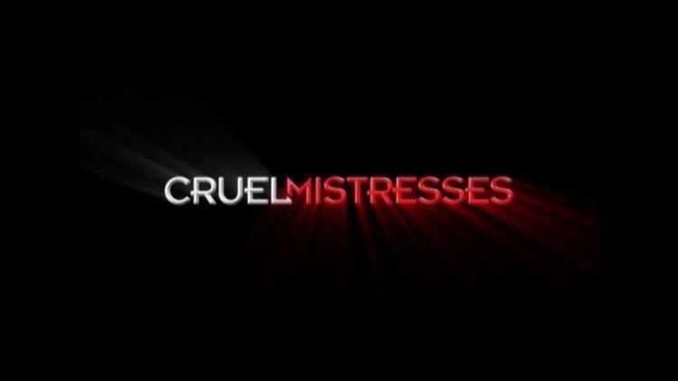 Cruel Mistresses - Mistress Ariel - Too Warm Sneakers - Foot Fetish