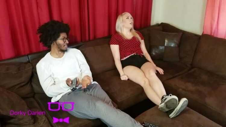 TheDorkClubxxx - Dorkydarienxxx Stop Teasing Me Olivia Kasady - Foot Smelling