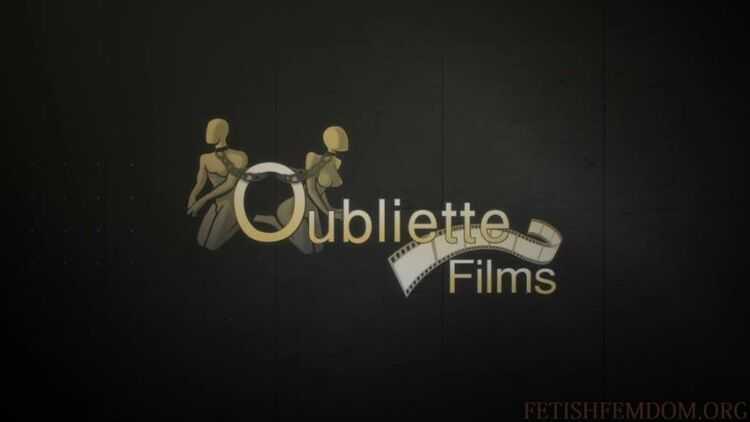 Oubliette - Filthy Little Habit - Goddess Serena - Smoking