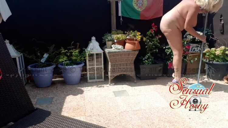 Cleaning my Terrace in High Heels, Ended up all Naked ;-) Curvy Mature!