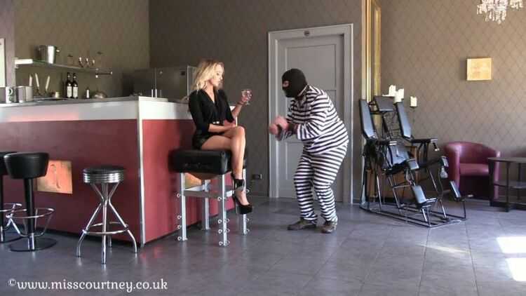 Mistress Courtney - Training a prisoner - Spitting