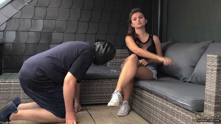 Foot Domination – Goddess Lena – My sneaker slave