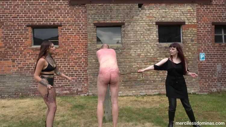 Merciless Dominas - Friendly Competition - Nikky French, Rebekka Raynor - Whipping