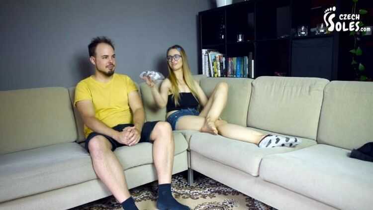 Czech Soles - Instructional video on how to use a footboy - Foot Worship