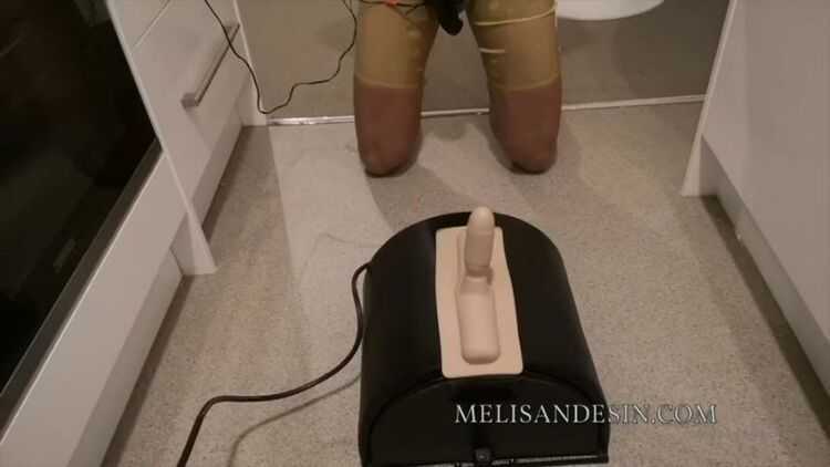 Miss Melisande Sin - Rope-bondaged Sybian riding electro watersports - Electric