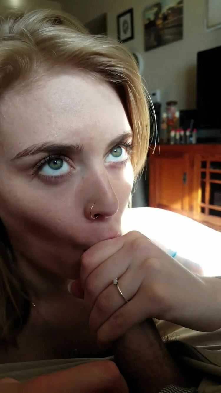 ManyVids presents PotteryAurora in Sneaky blow job $9.99 (Premium user request) (MP4, UltraHD/2K, 1080×1920)