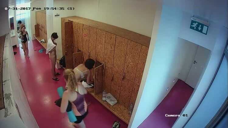 Voyeur – Hidden-Zone Locker – hz_Lo1976 (AVI, HD, 1280×720)