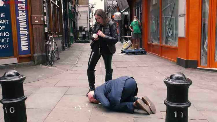 Outdoors – CRUEL ENGLISH FEMDOM – FED LIKE A D0G IN PUBLIC Starring Mistress Evilyne