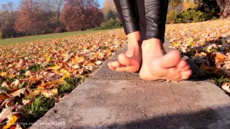 Amateur Girls Feet From Poland - CUTE SMELLY FEET