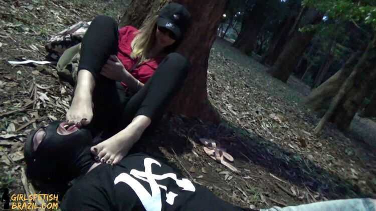 Mud – GIRLS FETISH BRAZIL – Dirty Feet in the Park and Humiliation in Public by Princess Shirley # FULL VERSION