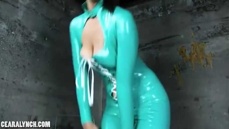 Dungeon Latex Milking