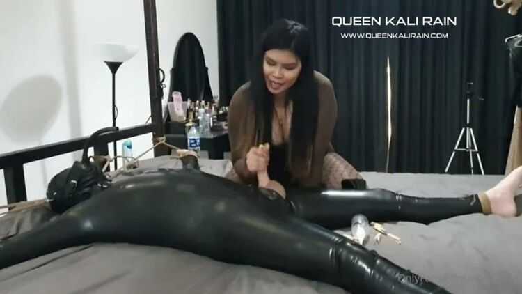 Queen Kali Rain - Bondage experience a ruined orgasm - Bondage