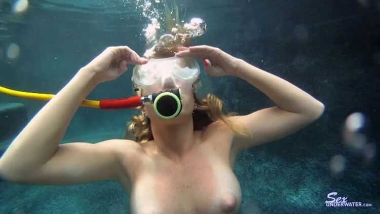 SexUnderwater – Sarah Jackson – Scuba Training