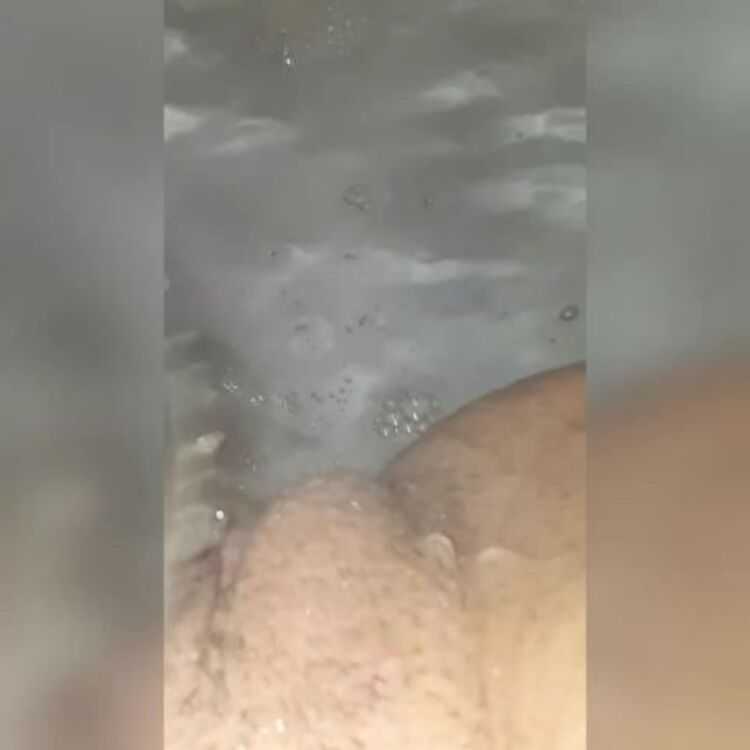 Teen sucks white dick