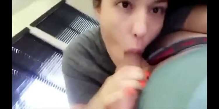 FUCKING a Periscope Thick ASS Teen in her Home After Date