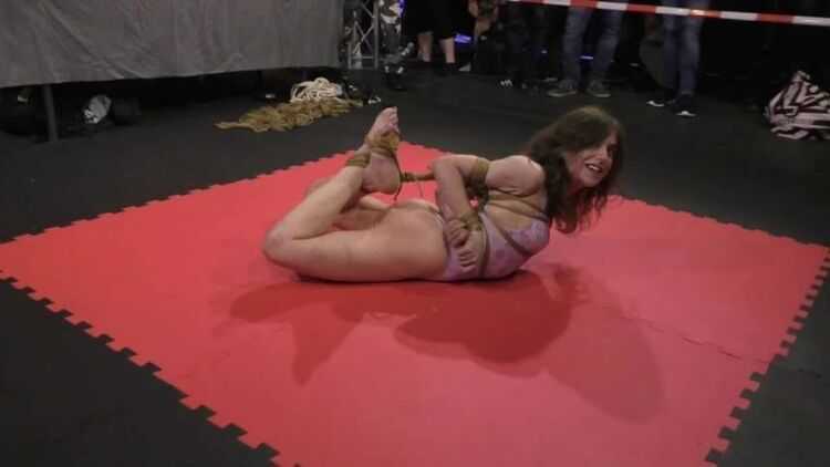 Supertight H0gtie Challenge for Little Red Girl from BoundCon