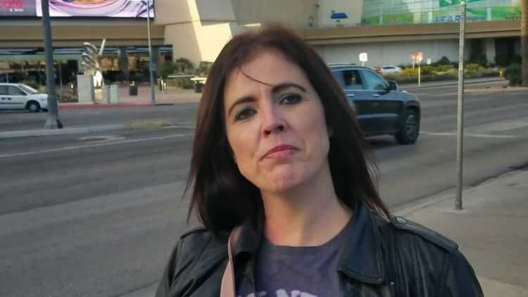 ManyVids presents MONTSE SWINGER A horny spanish Milf in Las Vegas