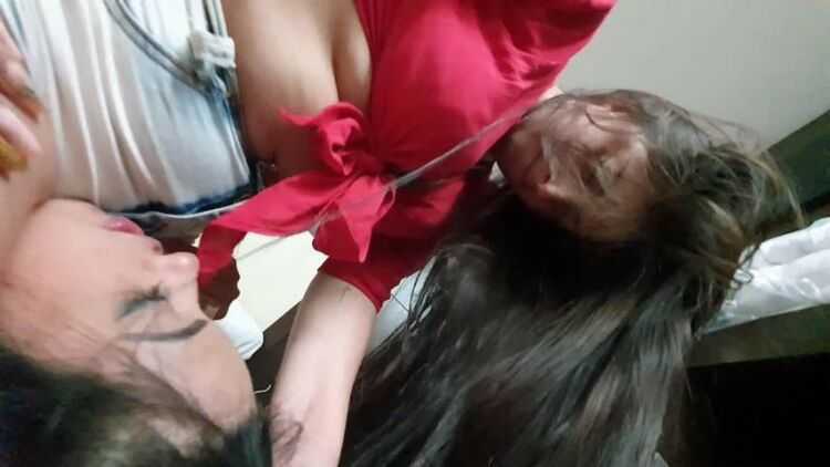 Giovanna Brunette vs Laiz – Real Fight Girl on Girl Headscissor Revenge [MFVideo]