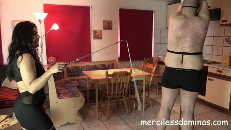 Merciless Dominas: Mistress Mia B - Whipping Luntik