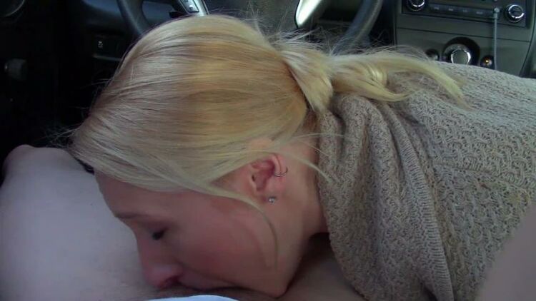 Haveandhold - Thirsty Wife Nervously Sucks Him Dry In A Busy Parking Lot POV