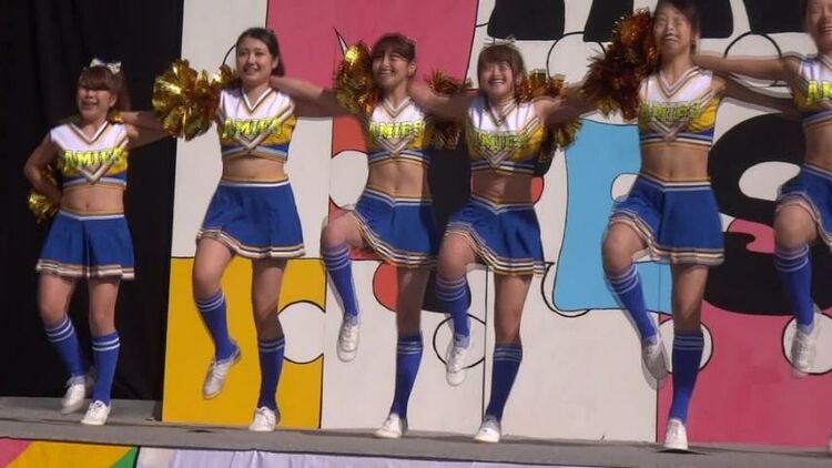 Gcolle Cheerleaders 150