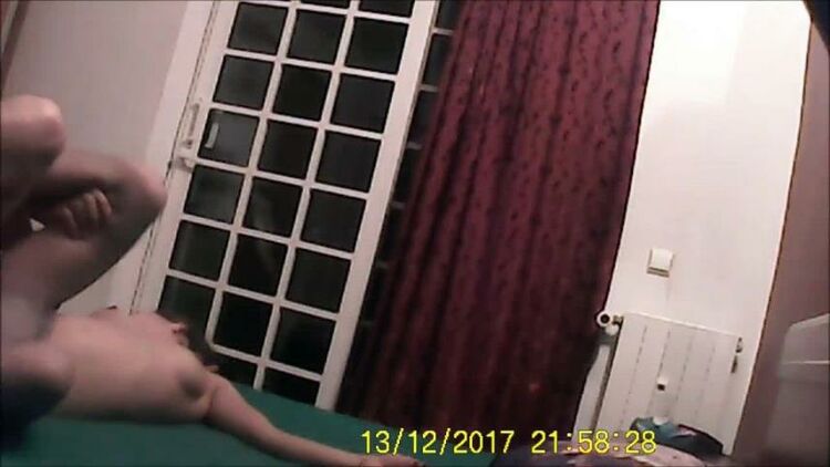 VERRY SKINNY TEEN FUKED IN PANTYHOSE