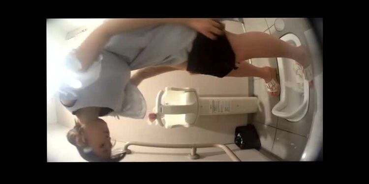 No Japanese-style toilet [Beautiful young wife