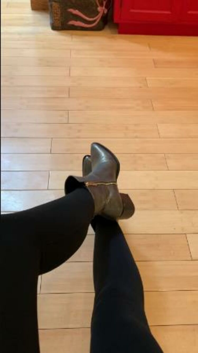 findomchristine 30-10-2019 Loving these boots. Bought by a very good slave.