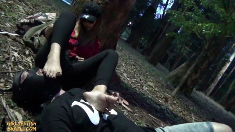 GirlsFetishBrazil: Dirty Feet In The Park And Humiliation In Public By Princess Shirley # Full Version