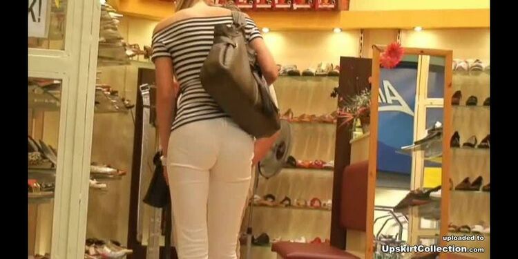 Perfect butt in tight ass jeans