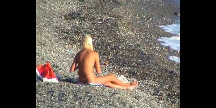 nude-beach-divx-02