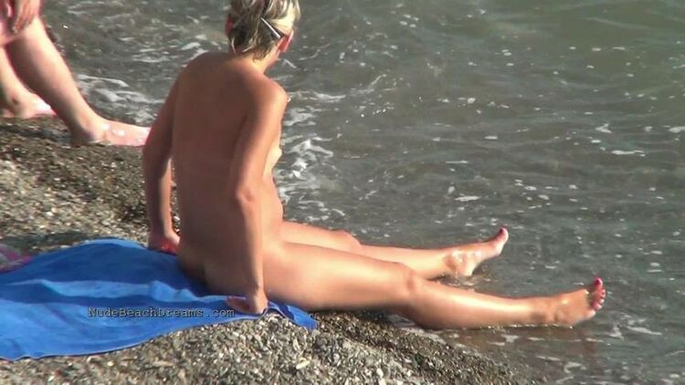 NudeBeachdreams.com-NudeBeachdreams.com- Nudist video 01119