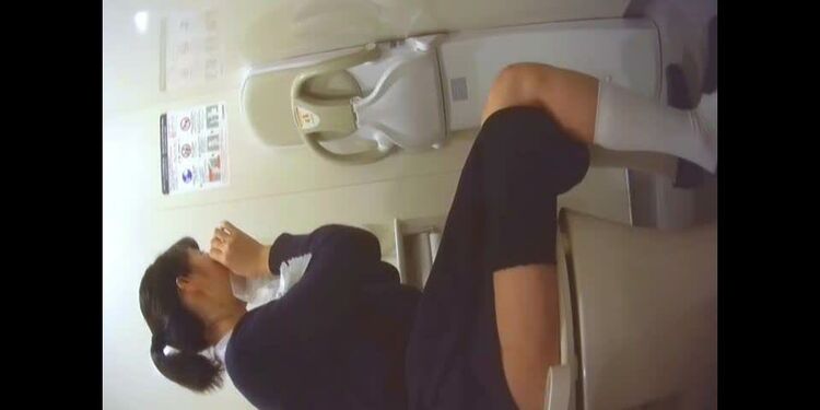 Online Tube Voyeur Student toilet