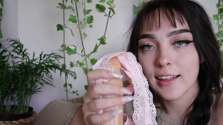 MillieKnoxx: Making You Cum In My Panties