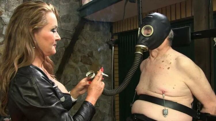 SadoLadies: Lady Pascal - Gas Mask Training