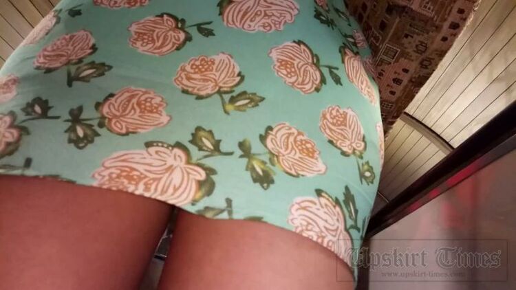 Upskirt-times.com- Ut 3450 On this blonde were wearing just two skirts. But it did not stop me and I...