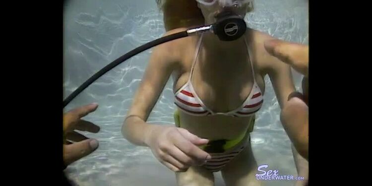 Online tube SexUnderWater presents tiffanycrossscuba1 5k