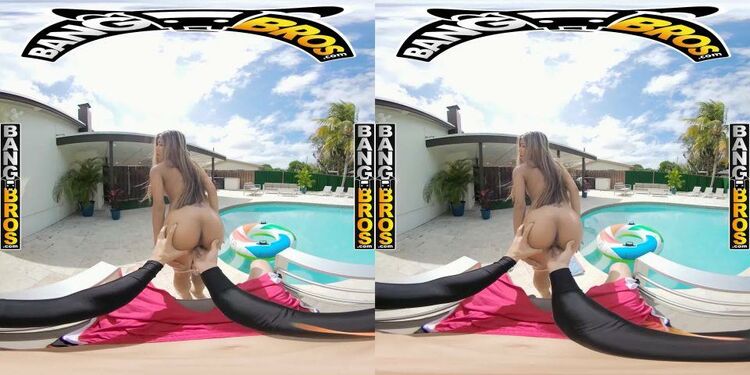 virtualporn presents Poolside Pussy – Clara Trinity