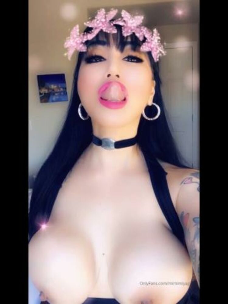 Onlyfans - Mimimiyagi - Pretty in pink - 05-04-2020