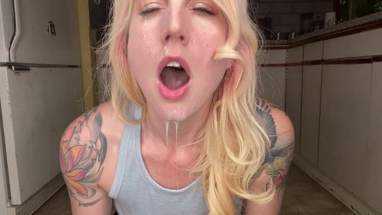 ManyVids - Harley Sin - Mommy Cumslut