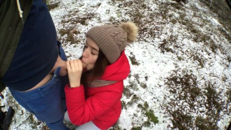 Amateurporn.cc - Amateur - Blowjob In Winter [FullHD 1080p]