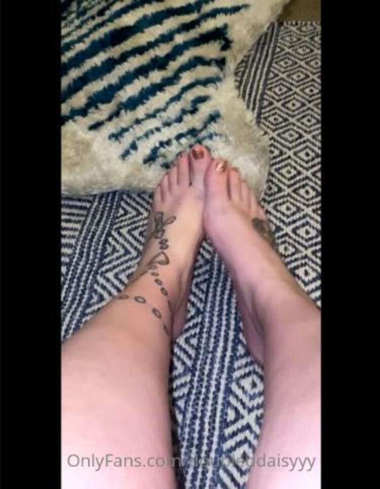 Onlyfans - Doubleddaisyyy - Do you like feet - 07-12-2020