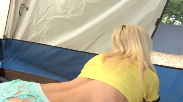 FamilyManipulation/Clips4Sale.com - Kenzie Reeves - Camping Is Boring [FullHD 1080p]