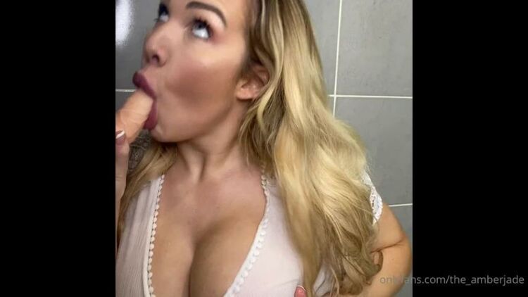 Onlyfans - Amberjadevip - Freebie Friday Who would like to get into the shower with me this weekend I promi - 01-05-2020