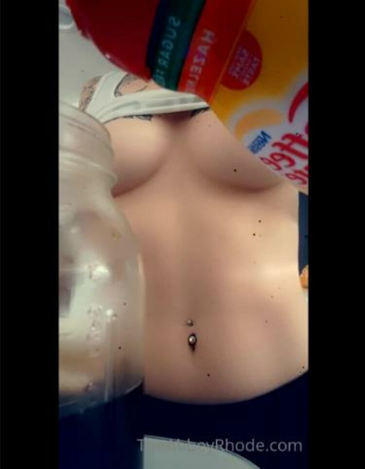 Onlyfans - Abbeyrhode - How do you take your coffee - 31-07-2020