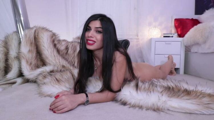 ManyVids - QueenRegina - you want to be mine