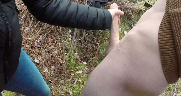 Surprise! Caught by a Teen Girl Outdoors. Surprised over my Huge Cumshot!