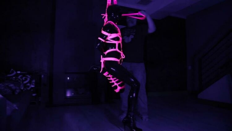 Reflectivedesire.com - Unknown - Blacklight Suspension [FullHD 1080p]